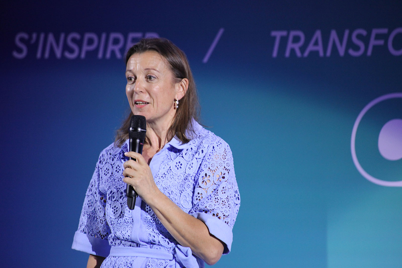 Anne-Catherine Péchinot, Directeur Général de Rentacar Anne-Catherine Péchinot, Directeur Général de Rentacar